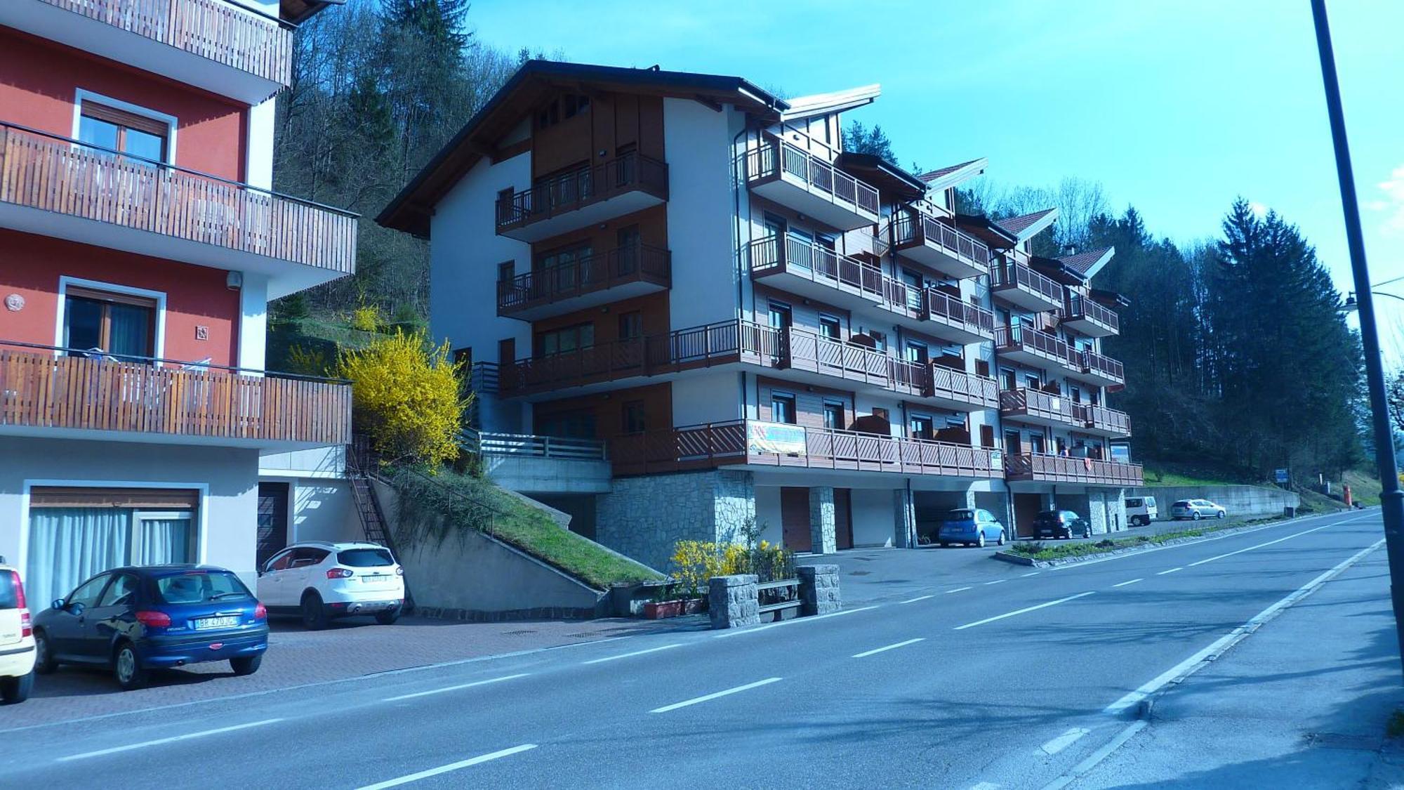 Appartamento Finestra Sul Parco コマーノ・テルメ 部屋 写真