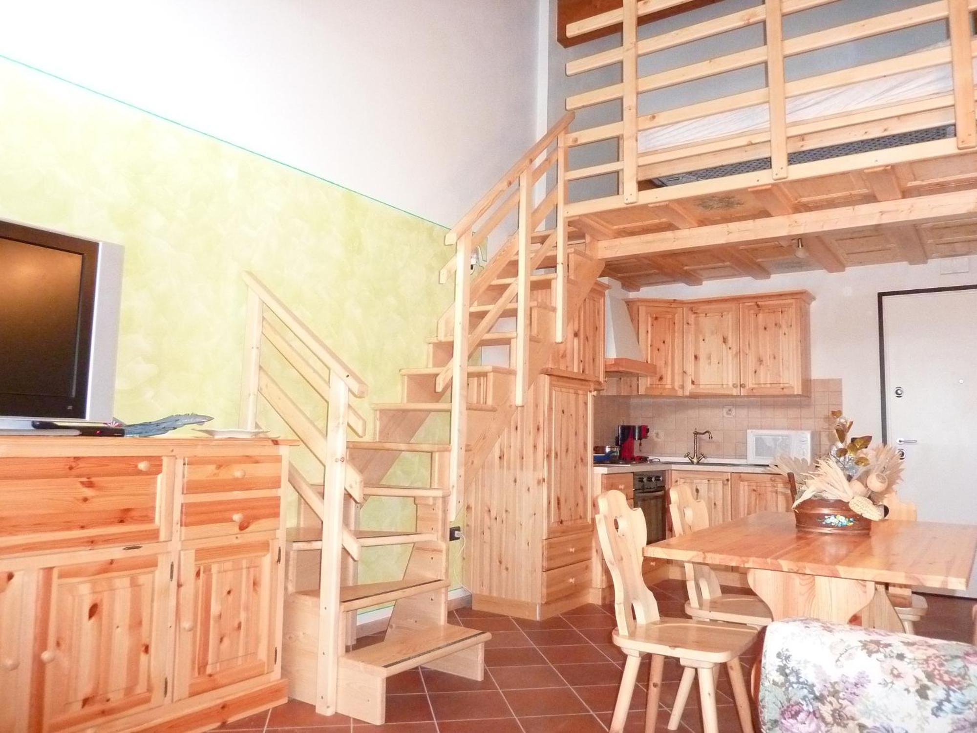 Appartamento Finestra Sul Parco コマーノ・テルメ 部屋 写真