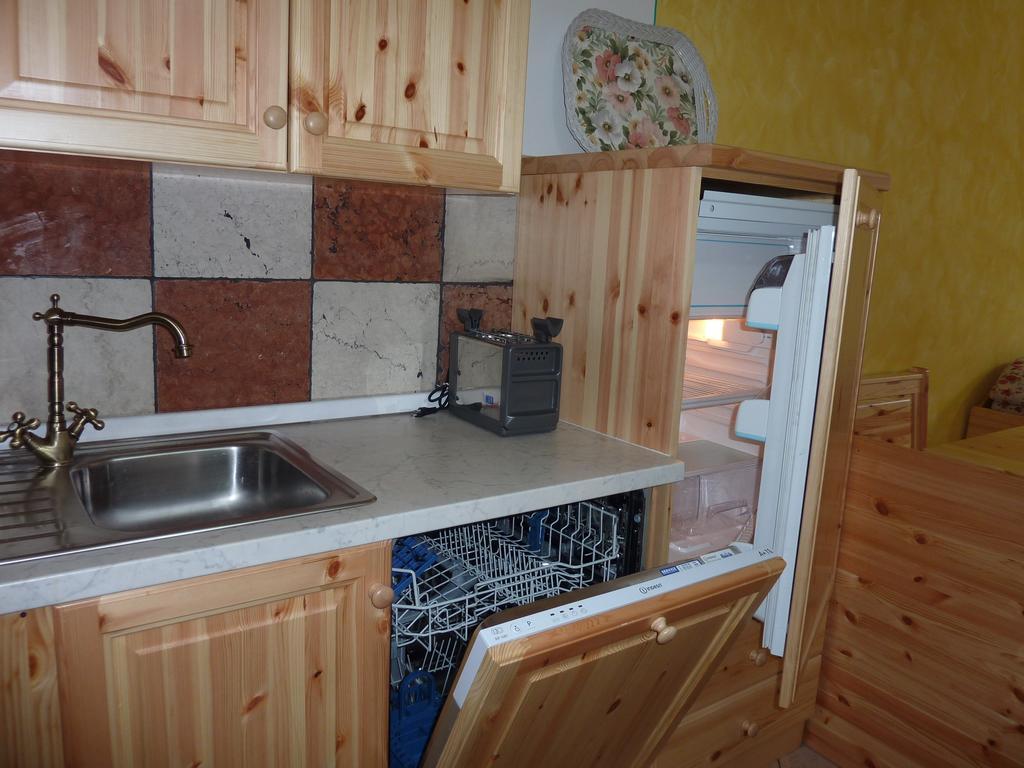 Appartamento Finestra Sul Parco コマーノ・テルメ 部屋 写真