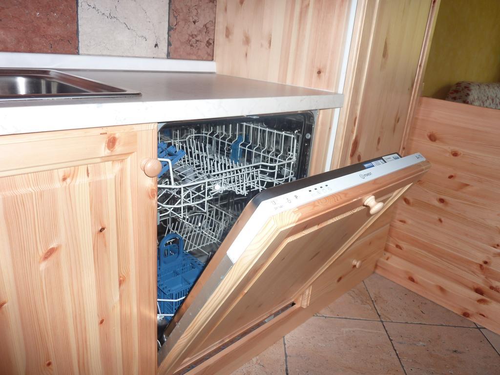 Appartamento Finestra Sul Parco コマーノ・テルメ 部屋 写真